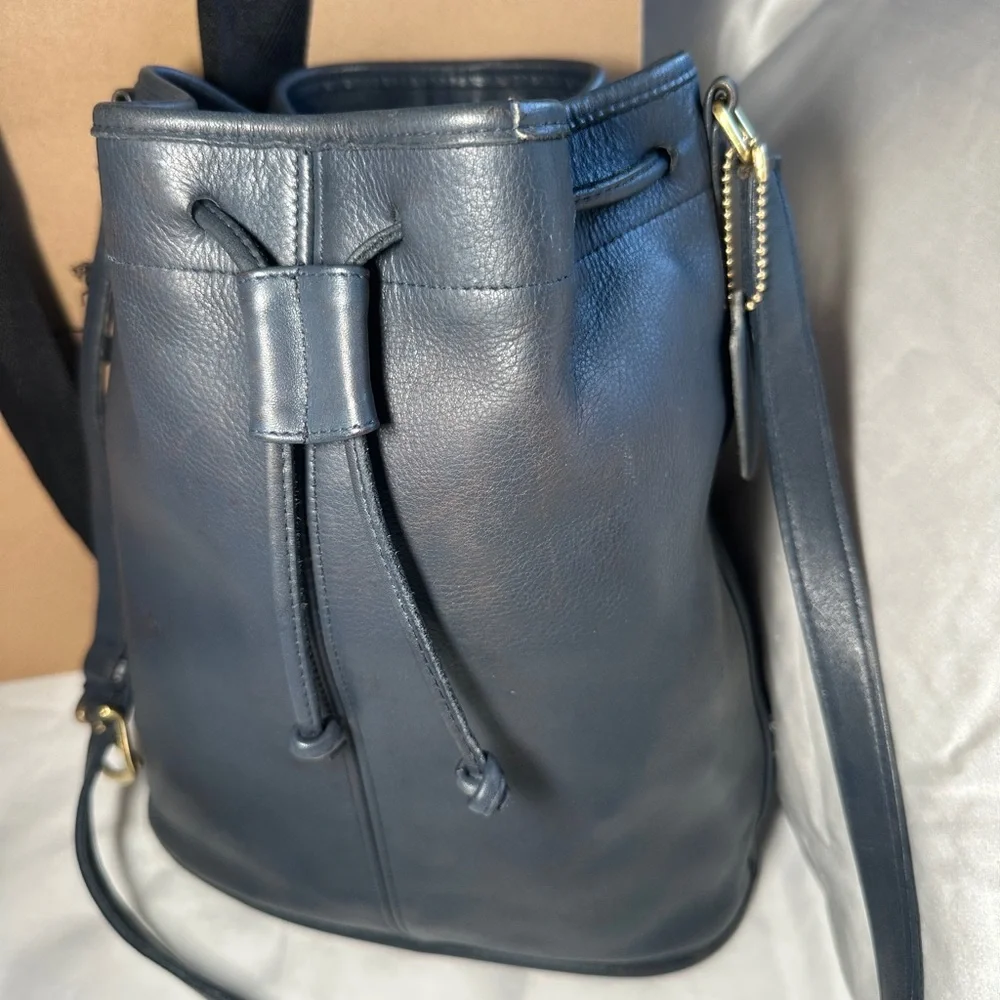 Coach navy Lula legacy 1990s vintage Drawstring Bucket Bag